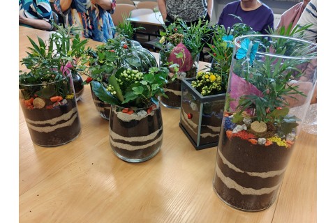 Warsztaty florystyczne dla seniorów - Las w szkle