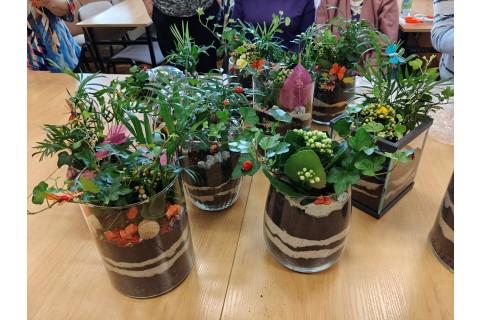 Warsztaty florystyczne dla seniorów - Las w szkle