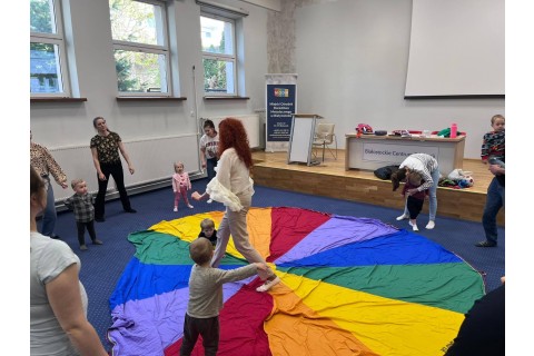 Zajęcia umuzykalniające dla rodziców z dziećmi w wieku 2,5-3,5 lat