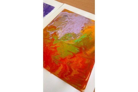 Warsztaty kreatywne dla dzieci od 10 lat - „Malowanie metodą Pouringu”