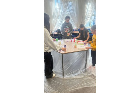 Warsztaty kreatywne dla dzieci od 10 lat - „Malowanie metodą Pouringu”