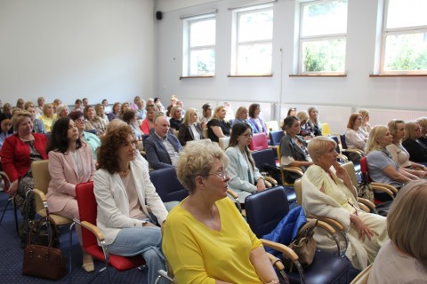 Konferencja „Siła relacji: rodzina i szkoła dla dobra dziecka”