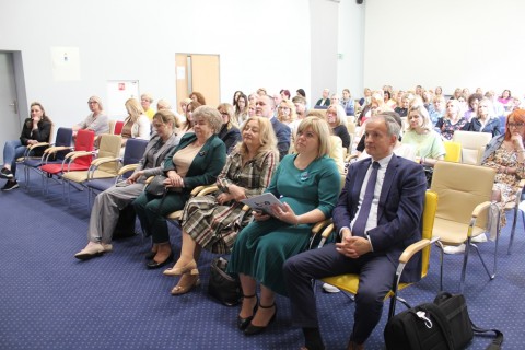 Konferencja „Siła relacji: rodzina i szkoła dla dobra dziecka”