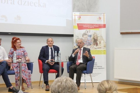 Konferencja „Siła relacji: rodzina i szkoła dla dobra dziecka”