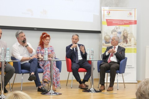 Konferencja „Siła relacji: rodzina i szkoła dla dobra dziecka”