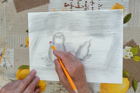 Warsztaty malarstwa dla seniorów - martwa natura