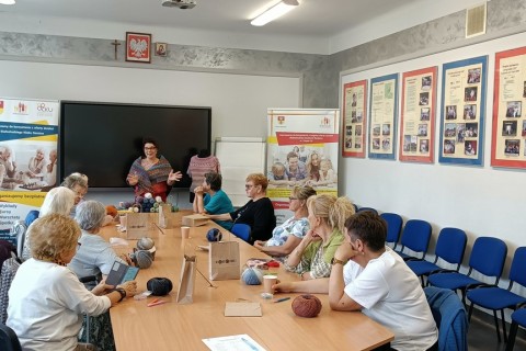 Warsztaty szydełkowe dla seniorów średnio-zaawansowanych