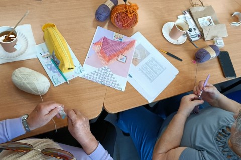 Warsztaty szydełkowe dla seniorów średnio-zaawansowanych