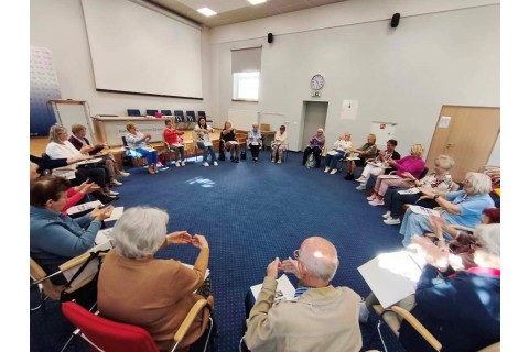 Trening pamięci i koncentracji seniorów na wesoło