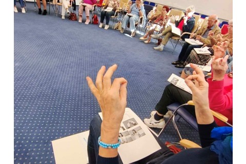 Trening pamięci i koncentracji seniorów na wesoło
