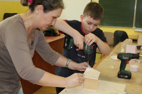 Warsztaty dla dzieci „Zabawy z drewnem” 5