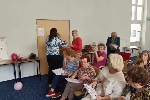 ĆWICZENIA PAMIĘCI I KONCENTRACJI SENIORÓW NA WESOŁO