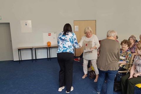 ĆWICZENIA PAMIĘCI I KONCENTRACJI SENIORÓW NA WESOŁO