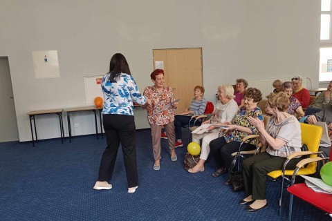 ĆWICZENIA PAMIĘCI I KONCENTRACJI SENIORÓW NA WESOŁO