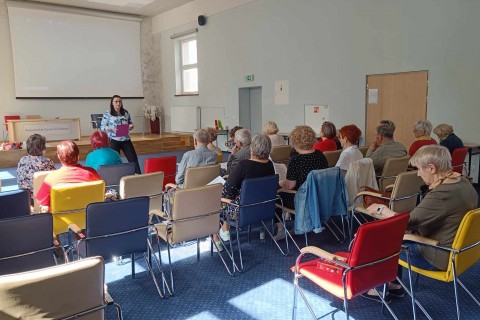 ĆWICZENIA PAMIĘCI I KONCENTRACJI SENIORÓW NA WESOŁO