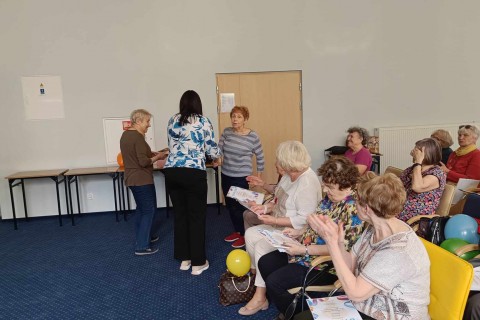 ĆWICZENIA PAMIĘCI I KONCENTRACJI SENIORÓW NA WESOŁO