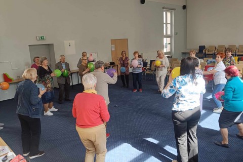 ĆWICZENIA PAMIĘCI I KONCENTRACJI SENIORÓW NA WESOŁO