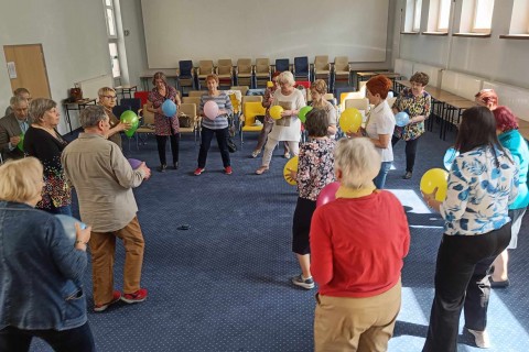 ĆWICZENIA PAMIĘCI I KONCENTRACJI SENIORÓW NA WESOŁO