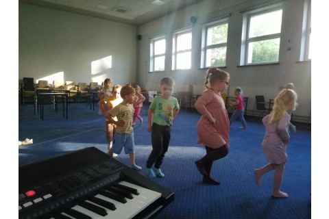 Zajęcia umuzykalniające dla dzieci w wieku 4-5 lat