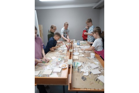 Warsztaty dla dzieci 10+ „Zabawy z drewnem”