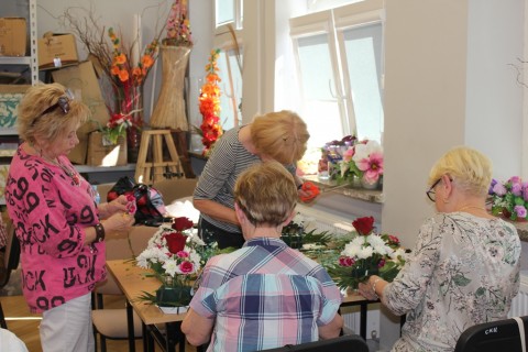 Warsztaty florystyczne dla seniorów