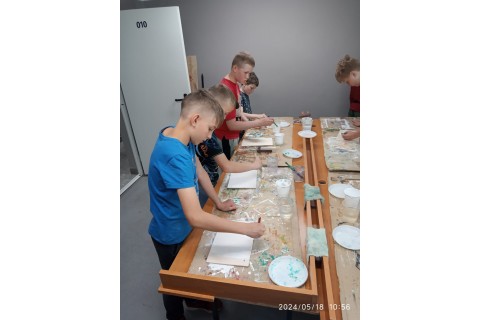 Warsztaty dla dzieci 10+ „Zabawy z drewnem”