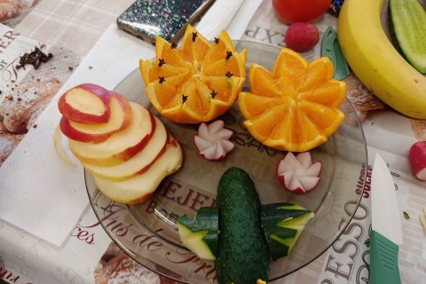 Warsztaty artystyczne dla seniorów - carving