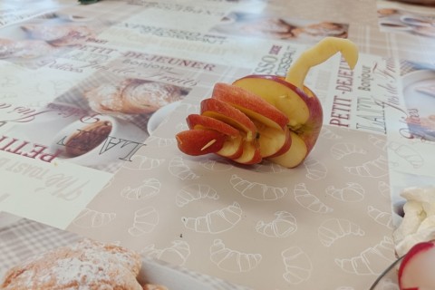 Warsztaty artystyczne dla seniorów - carving