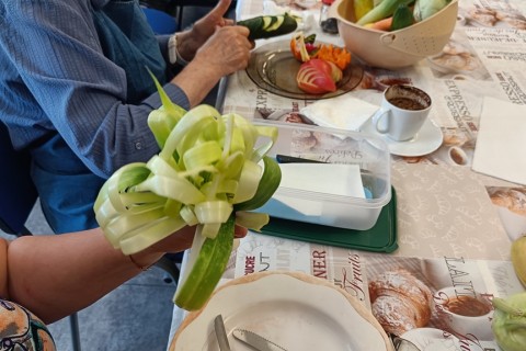 Warsztaty artystyczne dla seniorów - carving