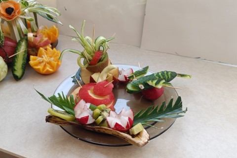 Warsztaty artystyczne dla seniorów - carving