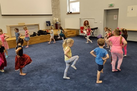 Zajęcia umuzykalniające dla dzieci w wieku 4-5 lat