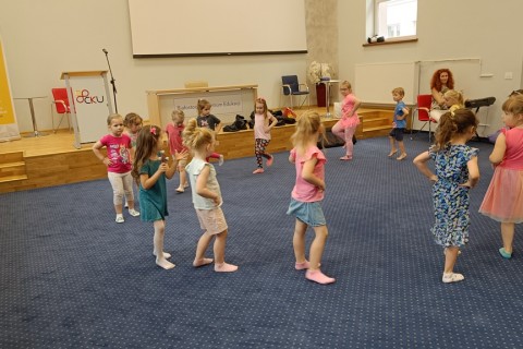 Zajęcia umuzykalniające dla dzieci w wieku 4-5 lat