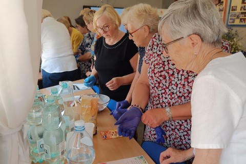 Warsztaty „Zioła smaczne, zdrowe i niezwykłe” - „Wiosenne mikstury”