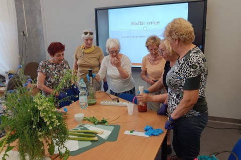 Warsztaty „Zioła smaczne, zdrowe i niezwykłe” - „Wiosenne mikstury”