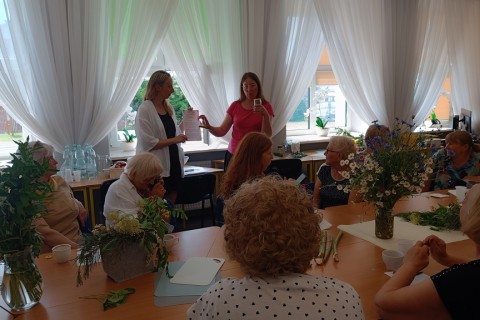 Warsztaty „Zioła smaczne, zdrowe i niezwykłe” - „Wiosenne mikstury”