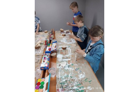 Warsztaty dla dzieci 10+ „Zabawy z drewnem”