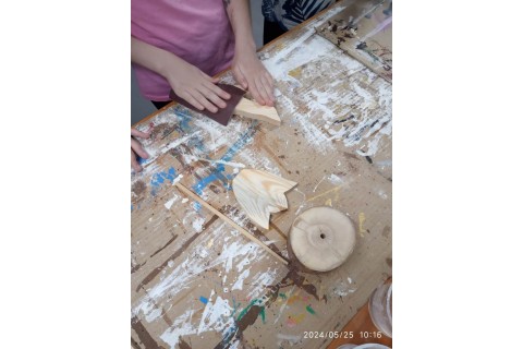 Warsztaty dla dzieci 10+ „Zabawy z drewnem”