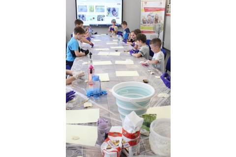 Warsztaty kreatywne dla dzieci 7+ medal dla Taty