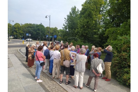 Spacer historyczny dla seniorów