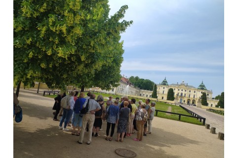 Spacer historyczny dla seniorów