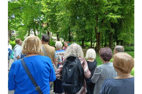 Spacer historyczny dla seniorów