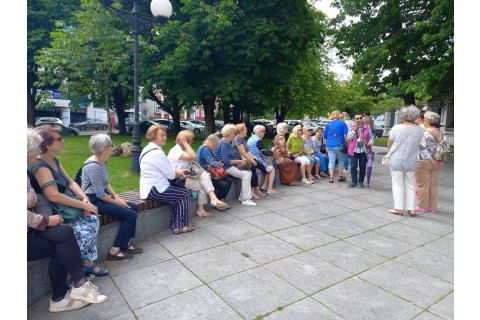 Spacer historyczny dla seniorów