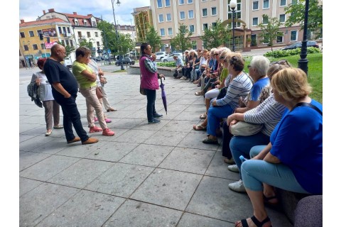Spacer historyczny dla seniorów