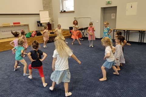 Zajęcia umuzykalniające dla dzieci w wieku 4-5 lat