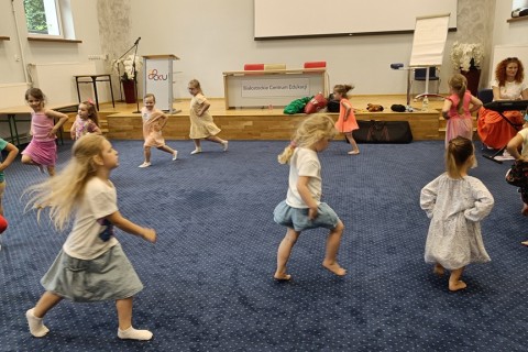 Zajęcia umuzykalniające dla dzieci w wieku 4-5 lat