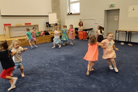 Zajęcia umuzykalniające dla dzieci w wieku 4-5 lat