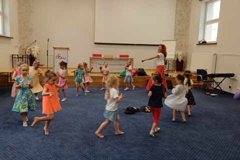 Zajęcia umuzykalniające dla dzieci w wieku 4-5 lat