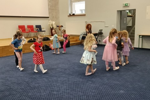 Zajęcia umuzykalniające dla dzieci w wieku 4-5 lat