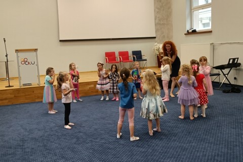 Zajęcia umuzykalniające dla dzieci w wieku 4-5 lat