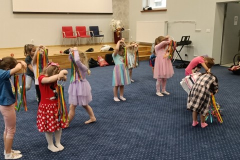 Zajęcia umuzykalniające dla dzieci w wieku 4-5 lat